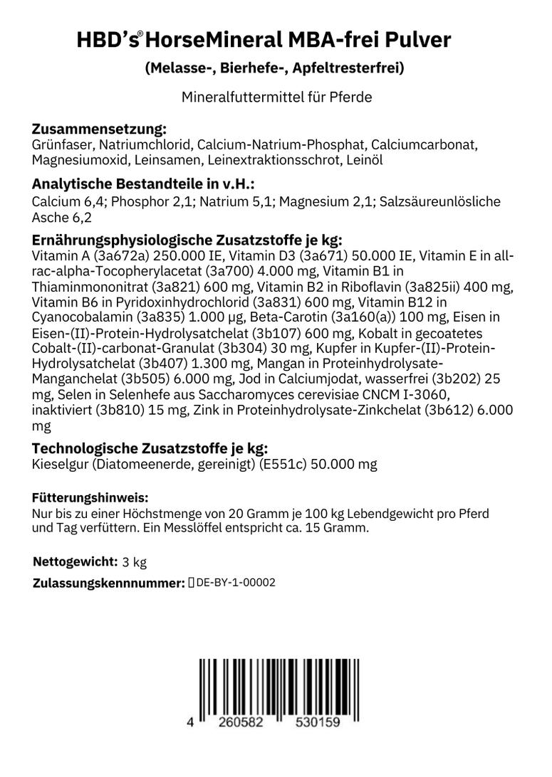 schwarz-weißes Etikett mit den Angaben der Zusammensetzung und des Fütterungshinweises von HBD’s HorseMineral MBA-frei Pulver 3kg.