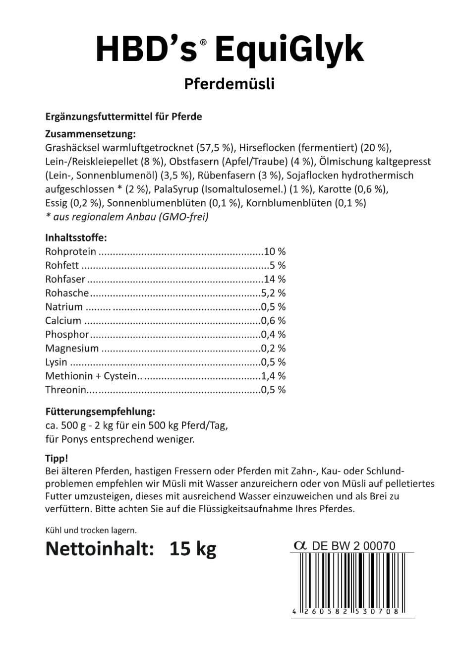 Schwarz-weißes Etikett mit der Zusammensetzung und dem Fütterungshinweis von HBDs EquiGlyk dem Pferdemüsli